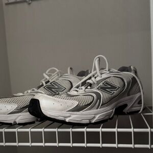 New Balance 530 White and Gray Athletic Shoes